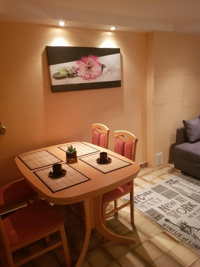 Gemuetliche Ferienwohnung Mit Kamin Und Sauna! Nistertal Exterior photo